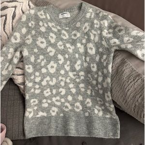 Leopard print sweater